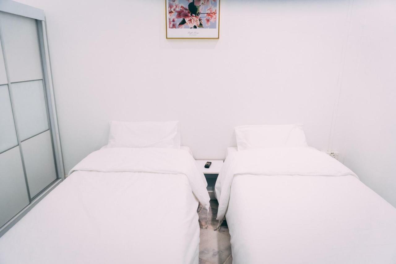 Goodnite Hogwarts Hotell George Town Eksteriør bilde