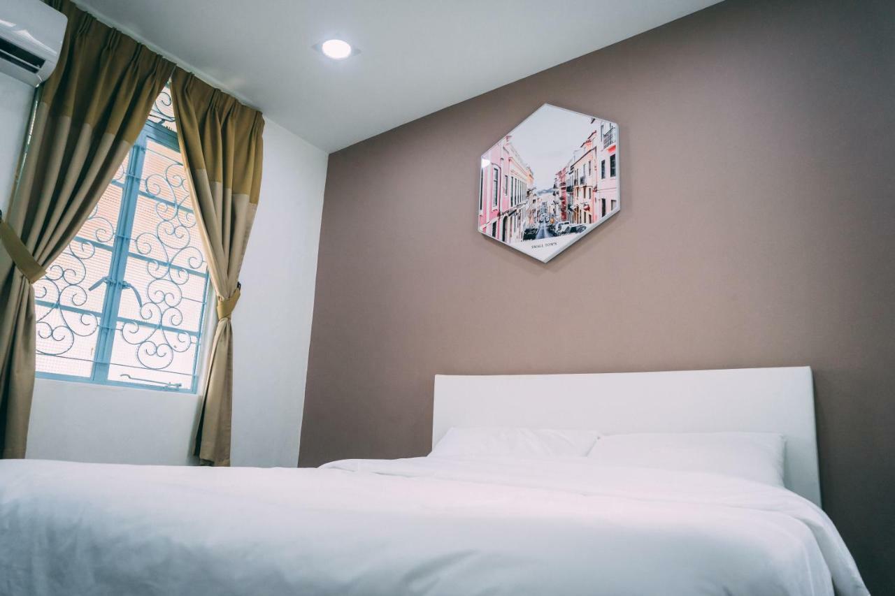 Goodnite Hogwarts Hotell George Town Eksteriør bilde